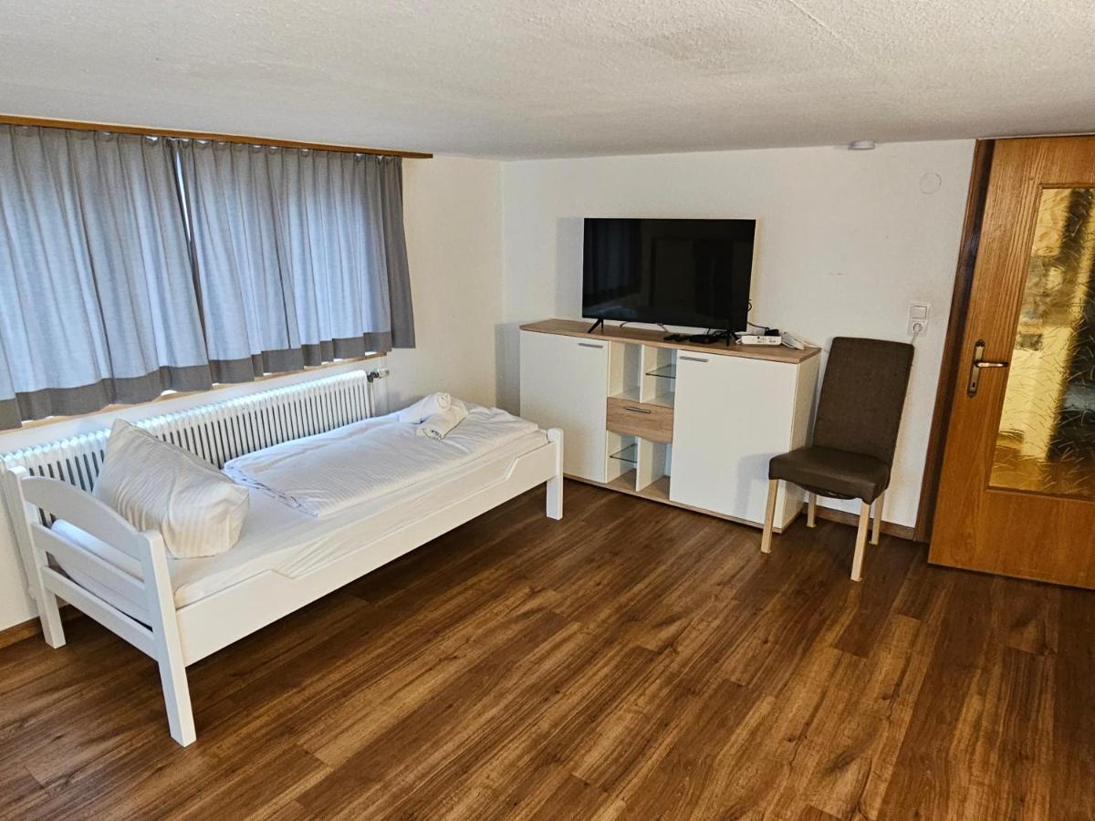 B76, Lauterach, Vorarlberg Apartments Экстерьер фото